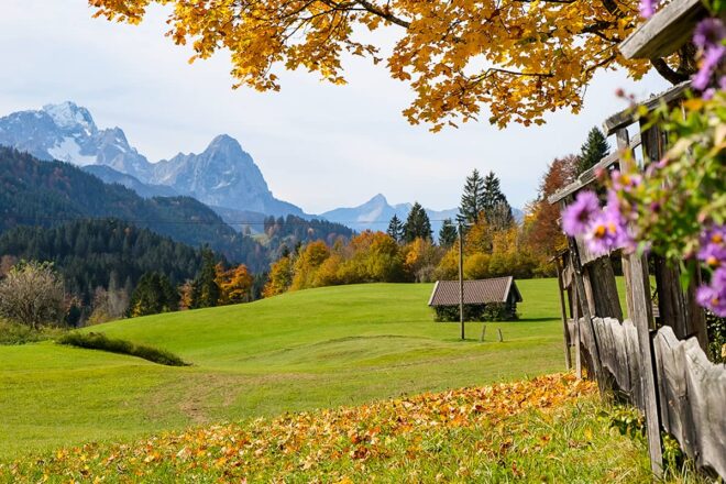 Der wunderschöne Blick auf das Zugspitzmassiv vom kleinen Weiler Gerold.